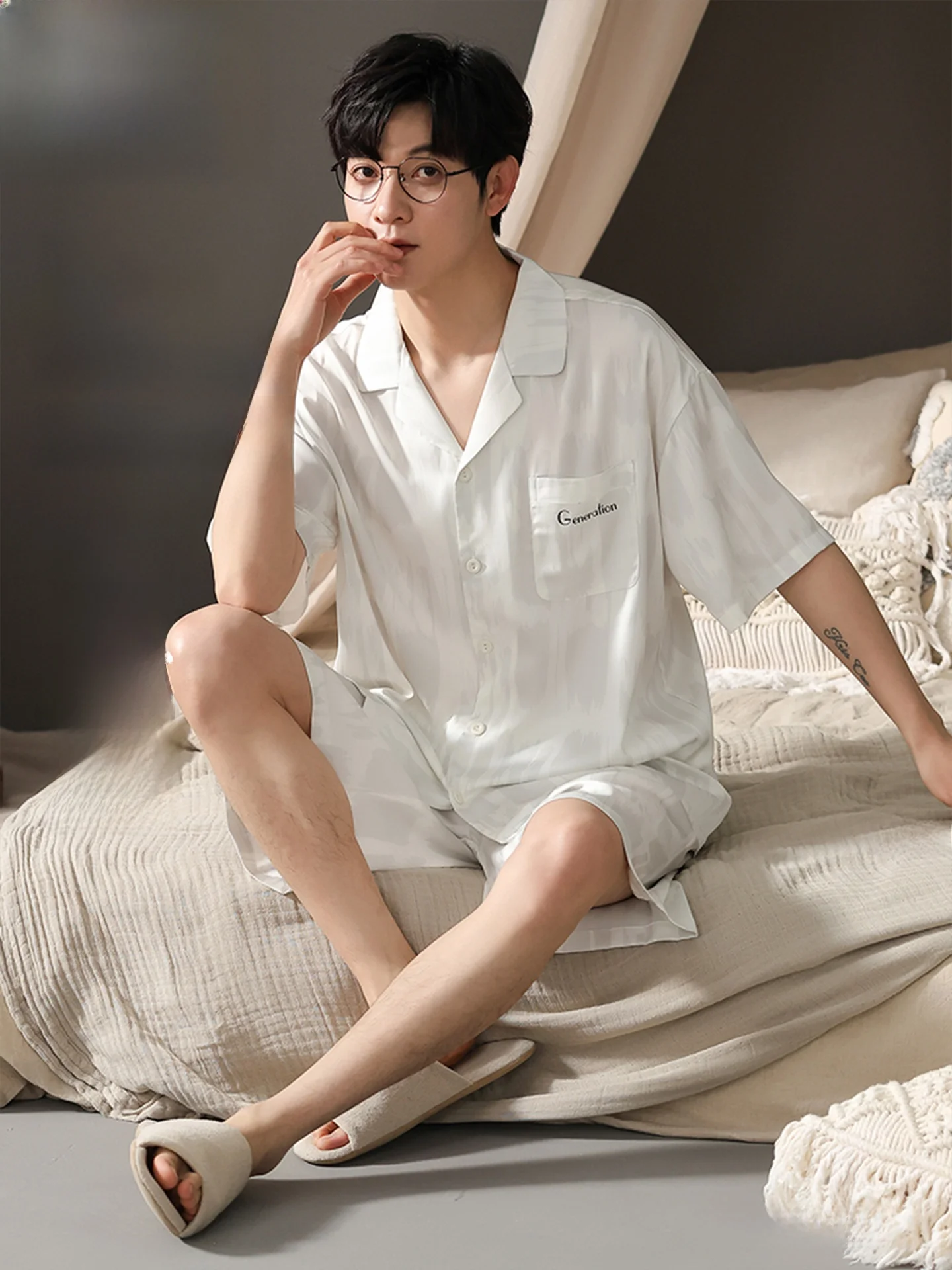 tucano-ensemble-de-vetements-d'interieur-pour-homme-en-soie-glacee-a-manches-courtes-chemise-rayee-a-col-sensation-de-fraicheur-collection-ete-sensation-de-luxe