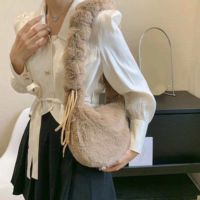 Simple Design Women Soft Plush Female Luxury Designer Winter Ladies Clutch Purse Handbag Cute Fashion Party For Underarm Bag