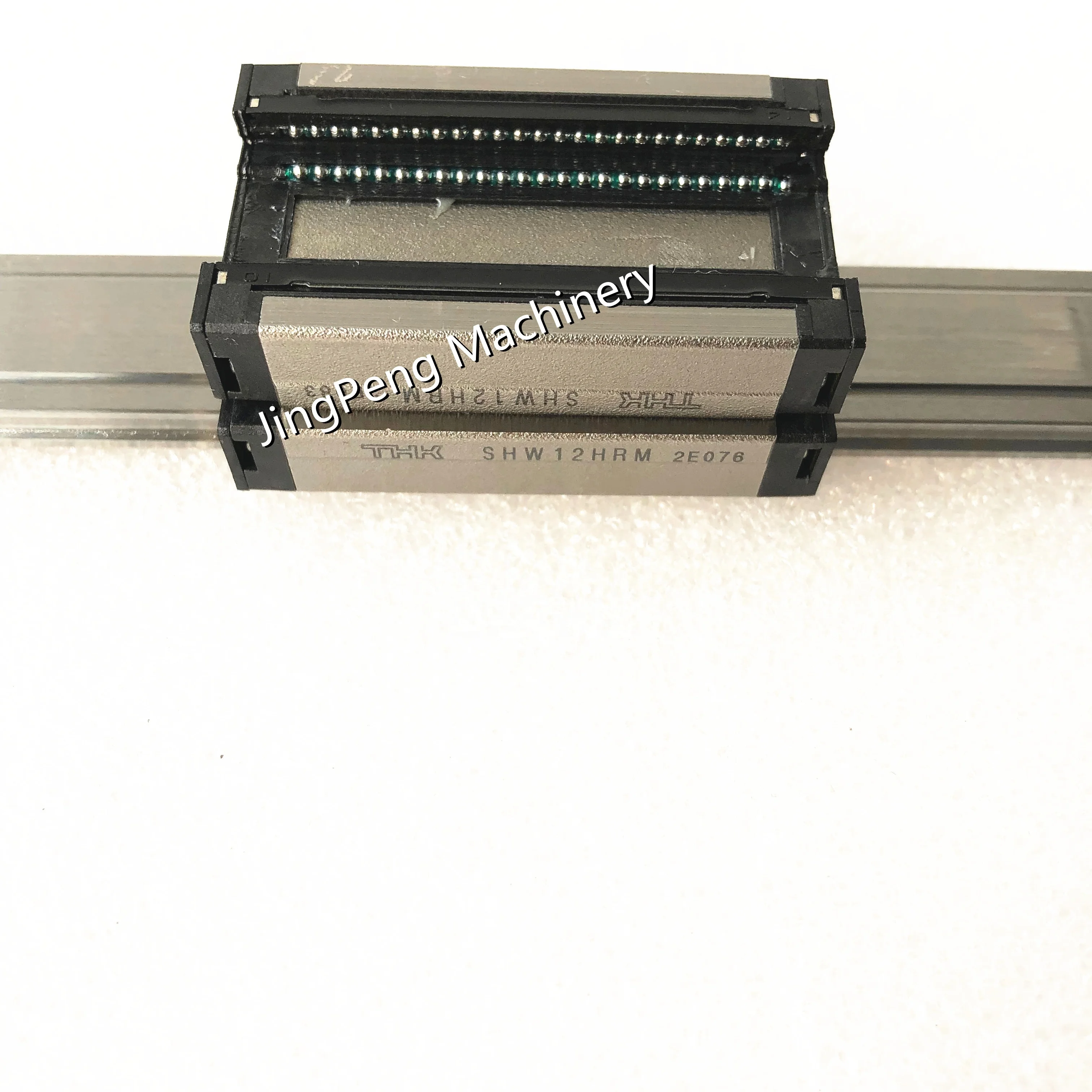 THK Precision Linear motion guide block SHW12CRM Caged Ball LM Guide Wide Rail SHW12CRM SHW14CRM SHW17CRM