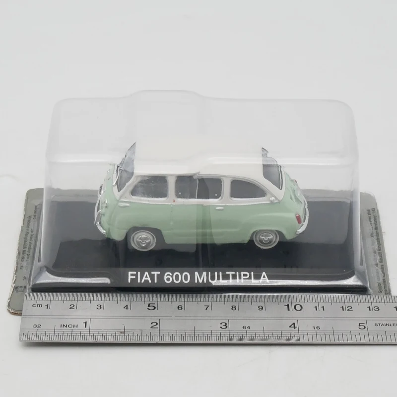 Ixo / Ist 1:43 Fiat 600 Multipla Diecast Car Metal Toy Vehicle Models