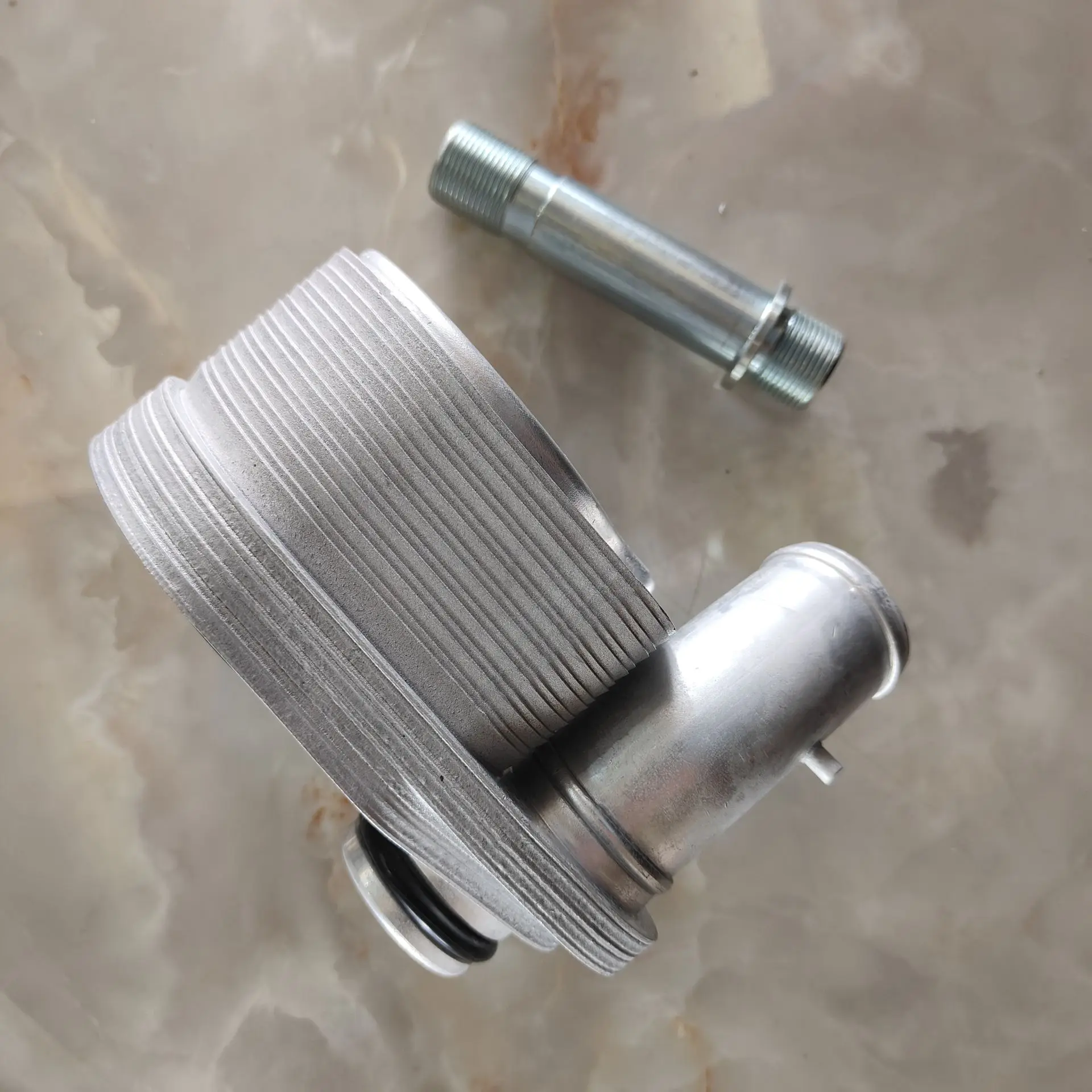 مبرد زيت للسيارة فيات DUCATO 2.3 D Multijet 2006 فصاعدًا 5801555580 504375378 5801630224