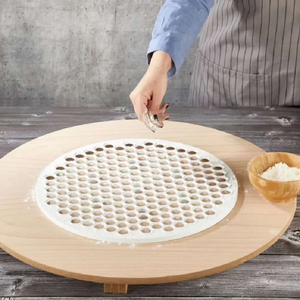 

Home Kitchen Manual Plastic Dumpling Mold Creative Aluminum Porous Lazy DIY Hand Wrapped Dumplings Practical Kitchen Tools New