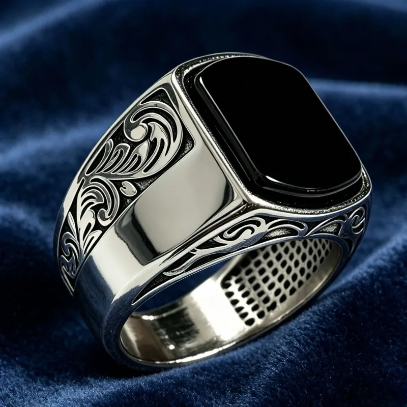 New Fashionable Men's Domineering Black Gemstone Ring, Engraved Lace Men's Ring, Daily Wear Accessories