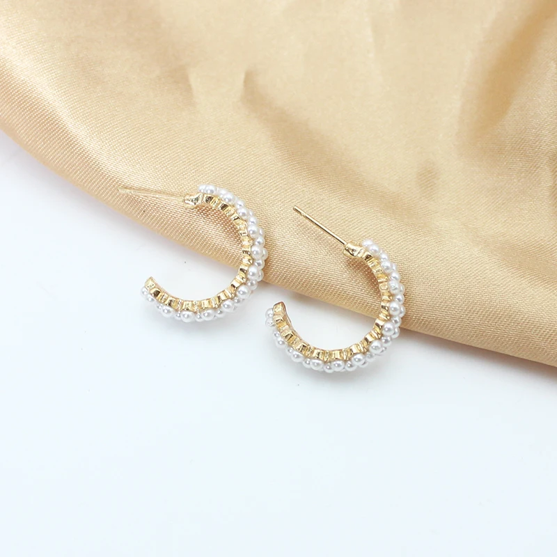 Gold Color Imitation Pearl C-Typed Drop Earrings for Women Sweet Jewelry Wholesale Accessory Valentine\'s Day Girl Gift