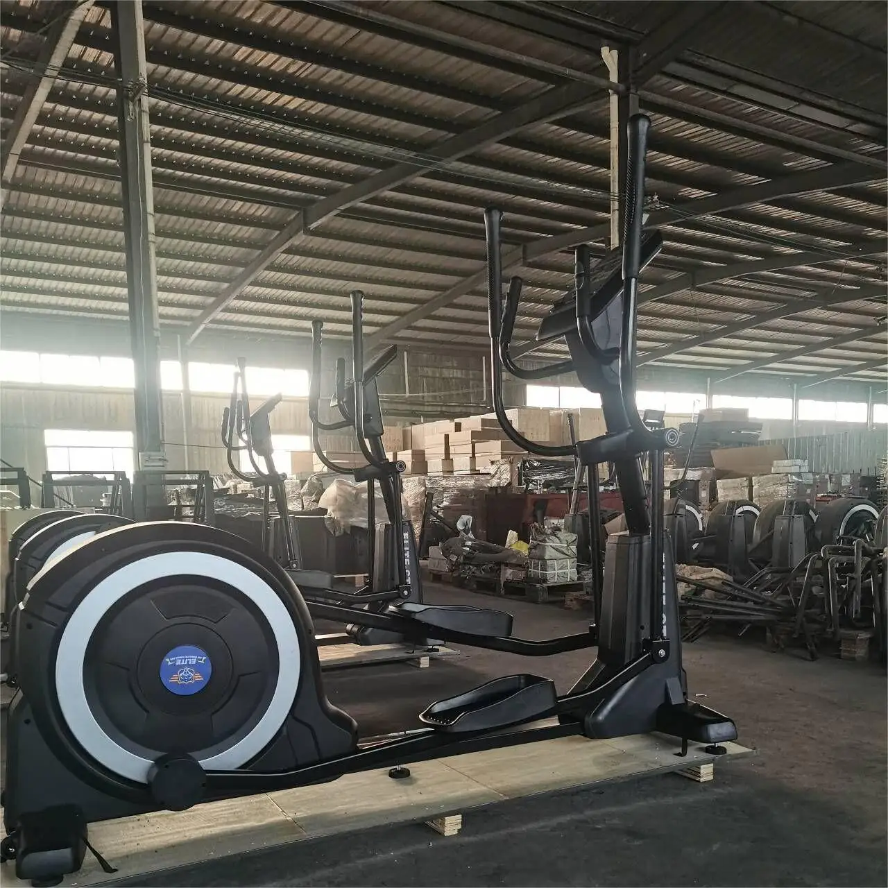 YG Fitness YG-E005 Professional elliptical hot design Commercial elliptical Gym equipment cardio machine for gym