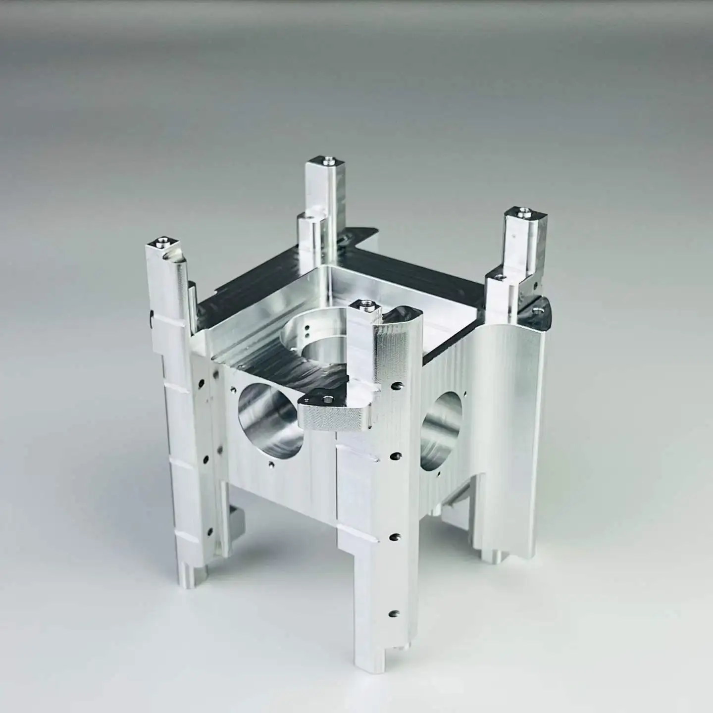 Cnc Machining Aluminum Alloy Processing Aluminum Parts Custom CNC Profiled Aluminium Multi-column Machine Housing