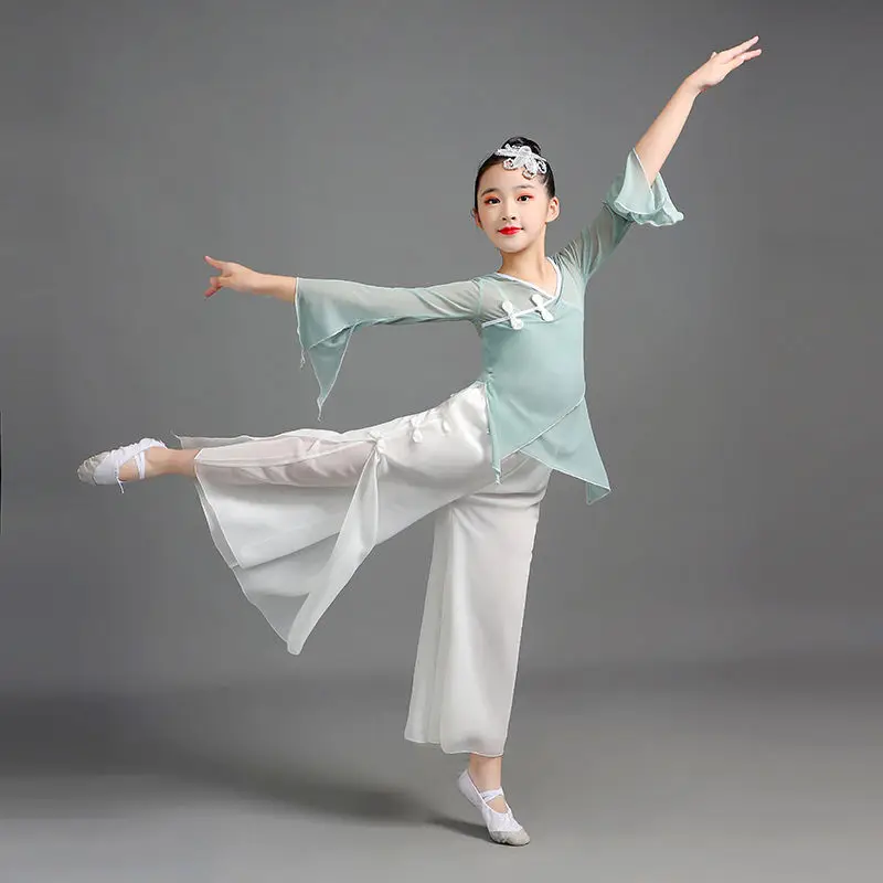 

New Children's Classical Dance Cheongsam Chinese Dancing Unifom Girls Training Clothes Performing Ethnic Dance Costumes LE002