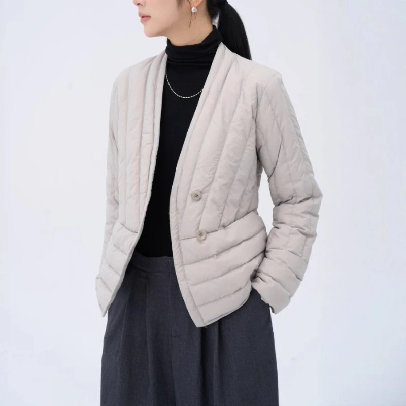 Women's Lightweight Quilted Coat Short V Neck Button Front Long Sleeve Pockets Slim Fit Warm Winter Outerwear Jacket Cozy Soft