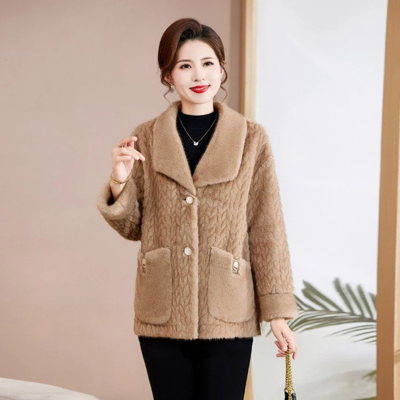 High-quality Mother Winter Fur Jacket Noble Women Mink Coat Middle Aged Female Fox Fur Collar Short Overcoat Mink Velvet Outwear