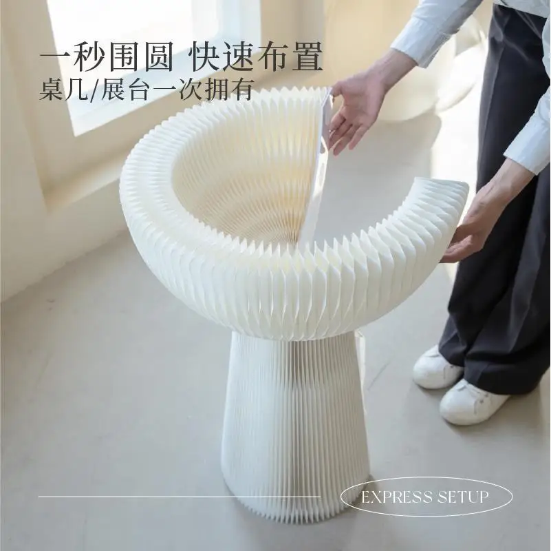 طاولة جانبية مستديرة للشاي، وتخزين باقة، وشرفة إبداعية بسيطة وحديثة، وطاولة مستديرة صغيرة فاخرة وخفيفة