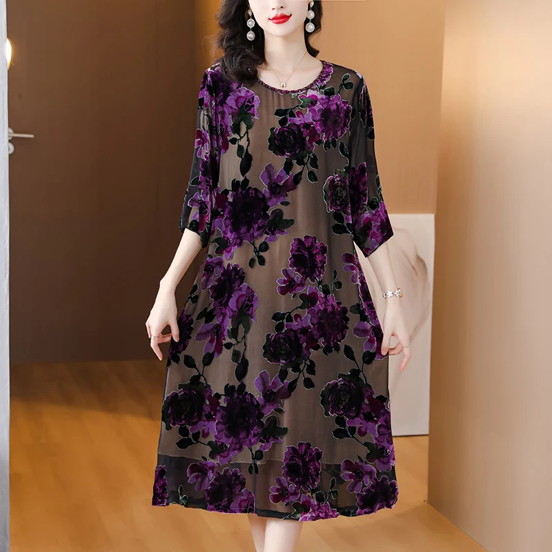 

Women Floral Velvet Thick Warm Midi Dress Autumn Winter Korean Vintage Causal Long Sleeve Dress 2024 Elegant Bodycon Party Robe