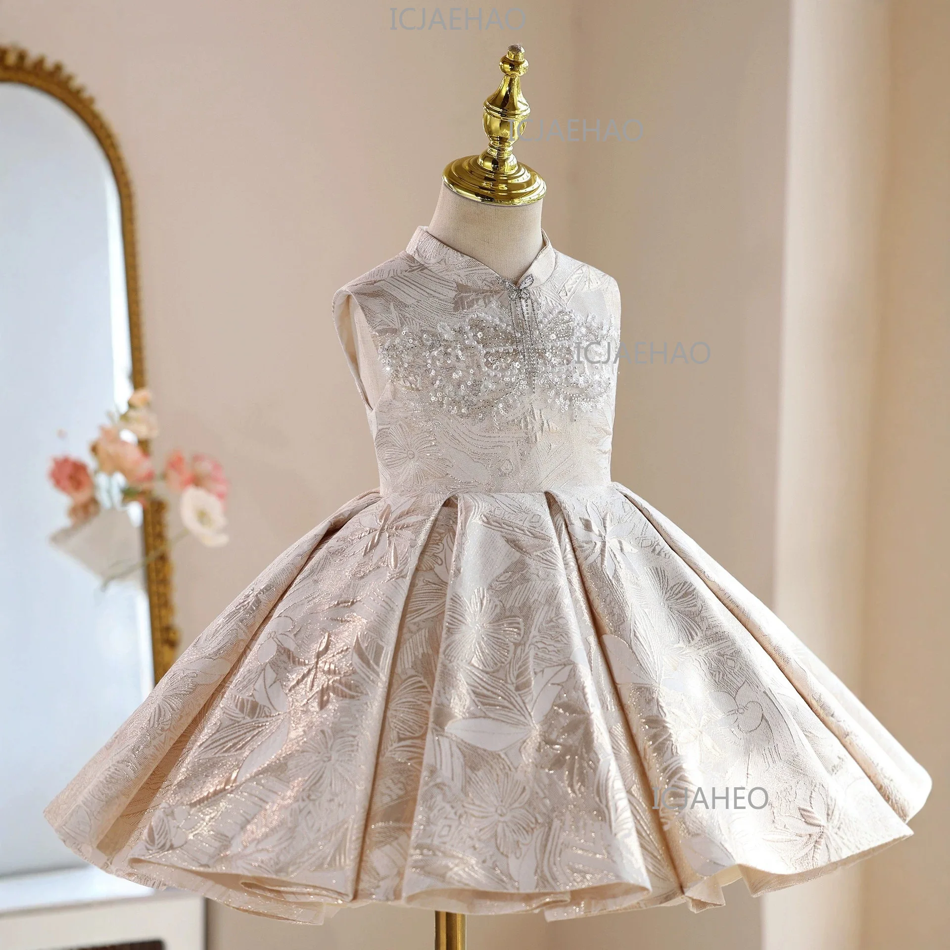 2026 SleevelessBaby Girl 1st Birthday Banquet Gown Flower Girl Princess Dress Kids Host New Dress  Performance Children Costume - view 3