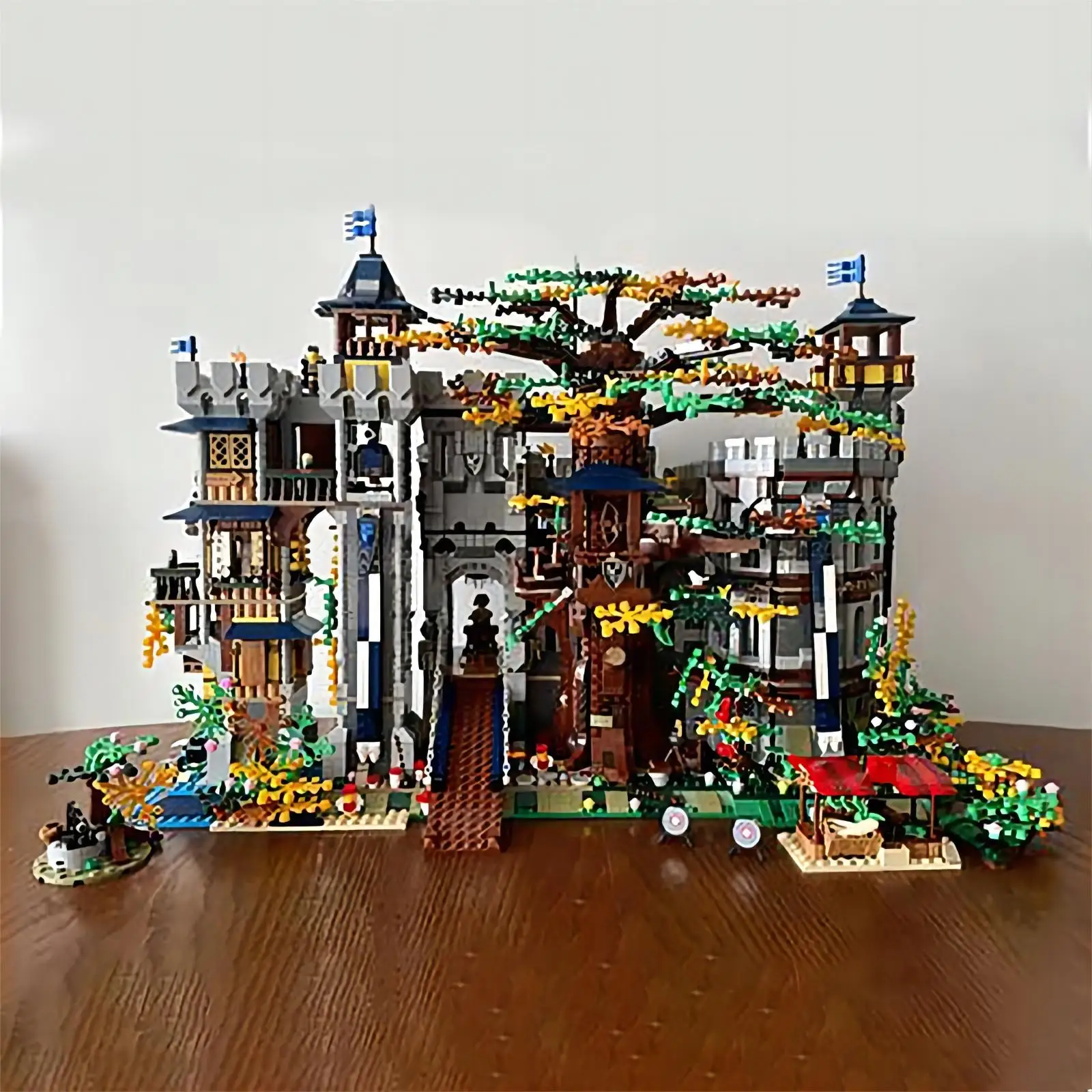 MOC- 126920   Arquitectura Medieval Castillo del Árbol de la Vida adorno de juguete de bloques de construcción ensamblado