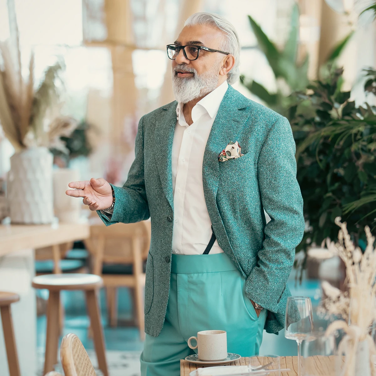 Traje de esmoquin con solapa y muescas para hombre, Blazer de 2 piezas con bolsillos de botonadura única, personalizado, pantalones de sastre, informal, para fiesta y novio, color verde, novedad