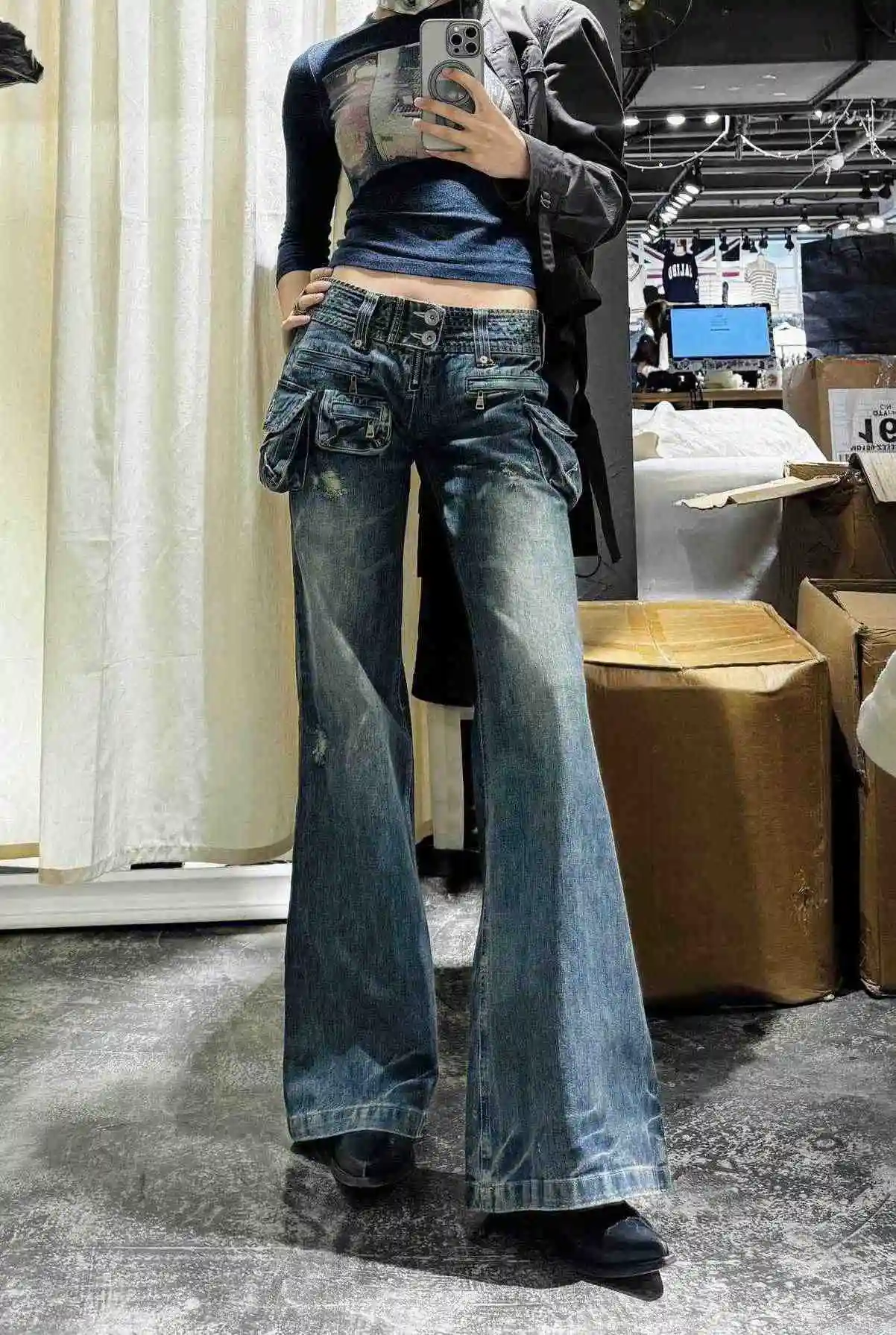 

Women's Y2k Baggy Flare Jeans Harajuku Japanese 2000s Style Patchwork Denim Trouser Vintage Oversize Cargo Jeans Pants Clothes