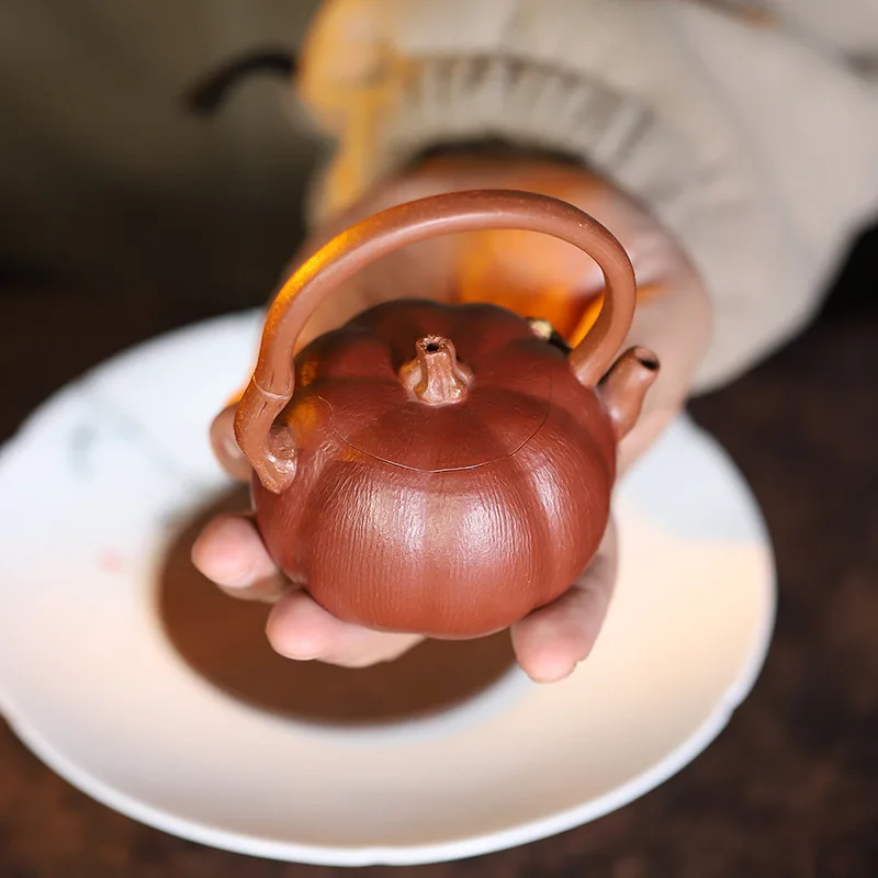 Yixing Handcrafted Biomimetic Huanglong Mountain Raw Powder Purple Clay Teapot Thin-Walled Pumpkin-Shaped With Handle 110ML