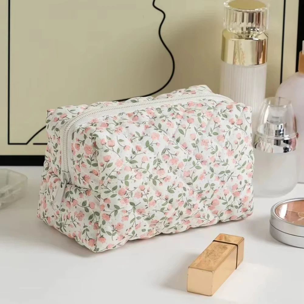 Cotton Floral Quilted Lipstick Storage Bag Women's Cosmetics Storage Bag Earphones Data Cable Cosmetic Bag Wallet