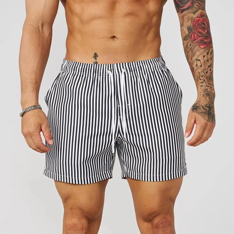 Neue Sommer-Herren-Shorts, Lässige Outdoor-Shorts, Atmungsaktiv, Schnelltrocknend, für Laufen, Fitness, Modische Gestreifte Strand- und Sportshorts