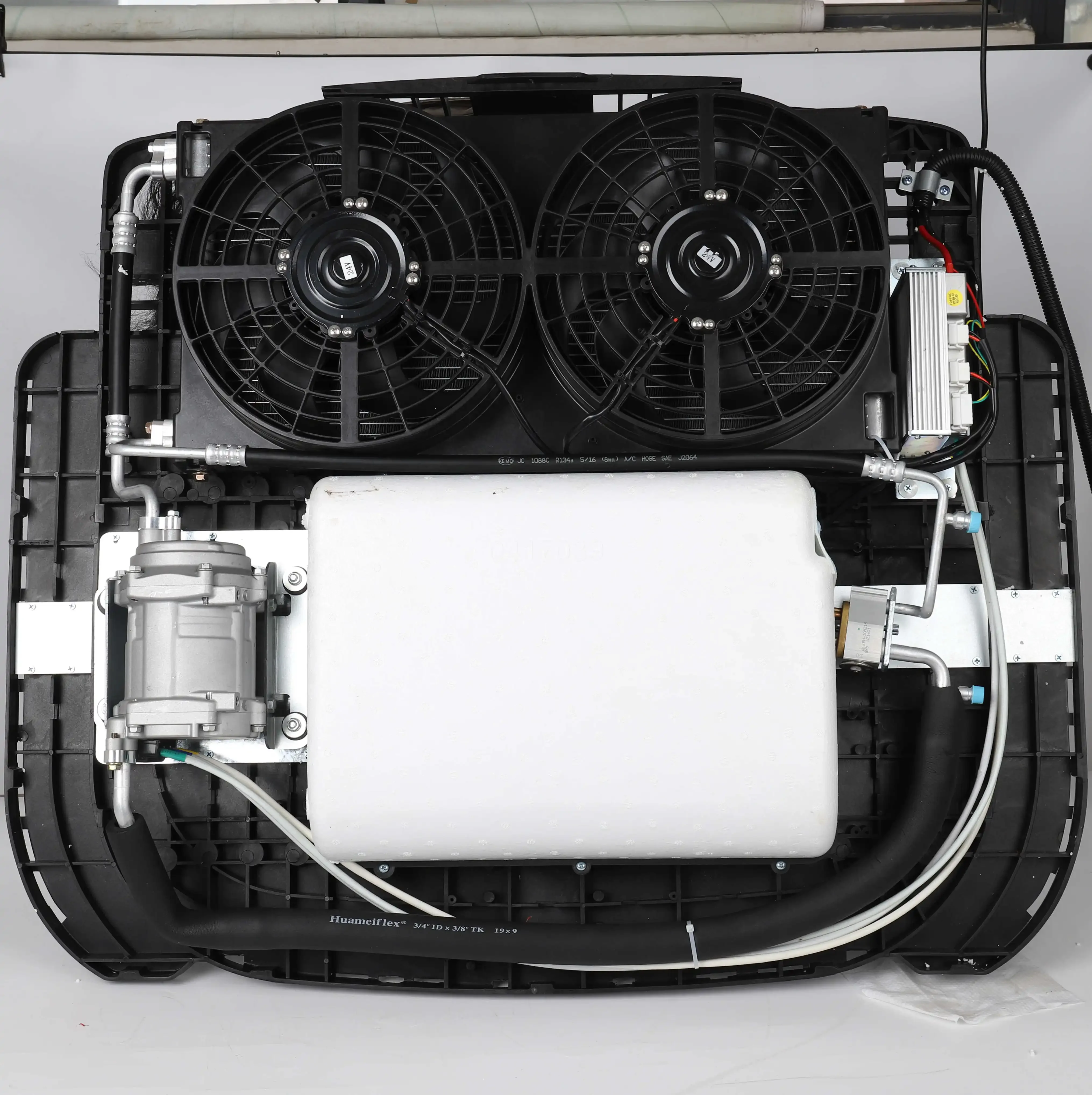 Picture 6: 24V 12 Volt Rooftop Dc Electric Truck Caravan Parking 12v marine air conditioner