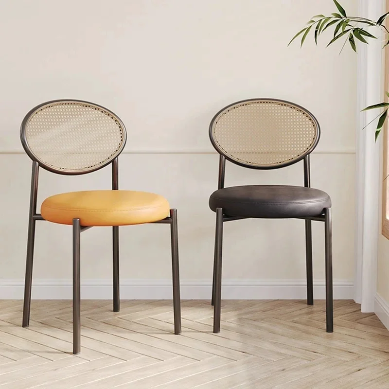 

Modern Luxury Dining Chairs Upholstered Nordic Kitchen European Dining Chairs Faux Leather Chaises Salle Manger Furnitures