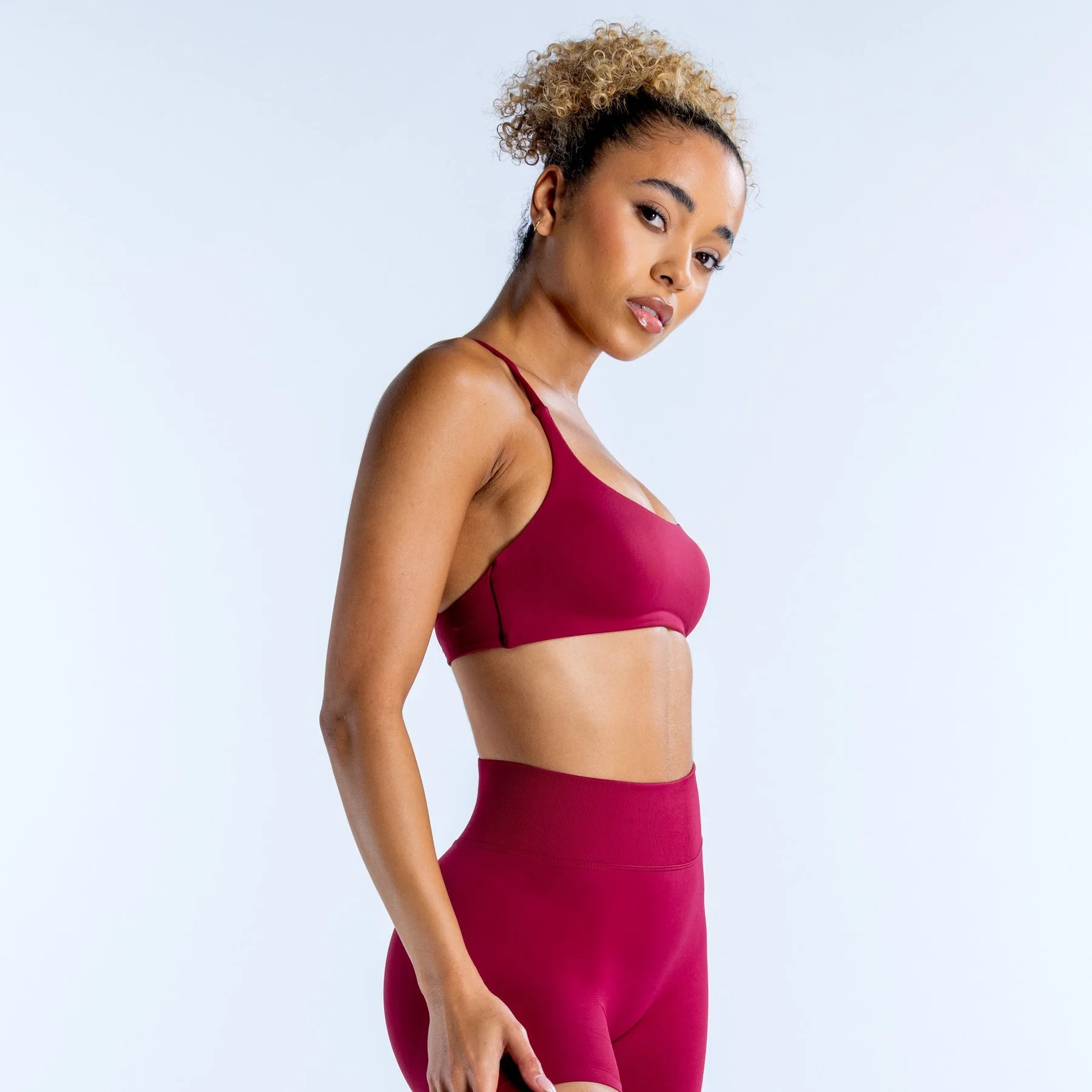 Women's Backless Halter Neck Twisted Bra Top - Dynamic Support Yoga Vest for Fitness, Running, Dance & Training