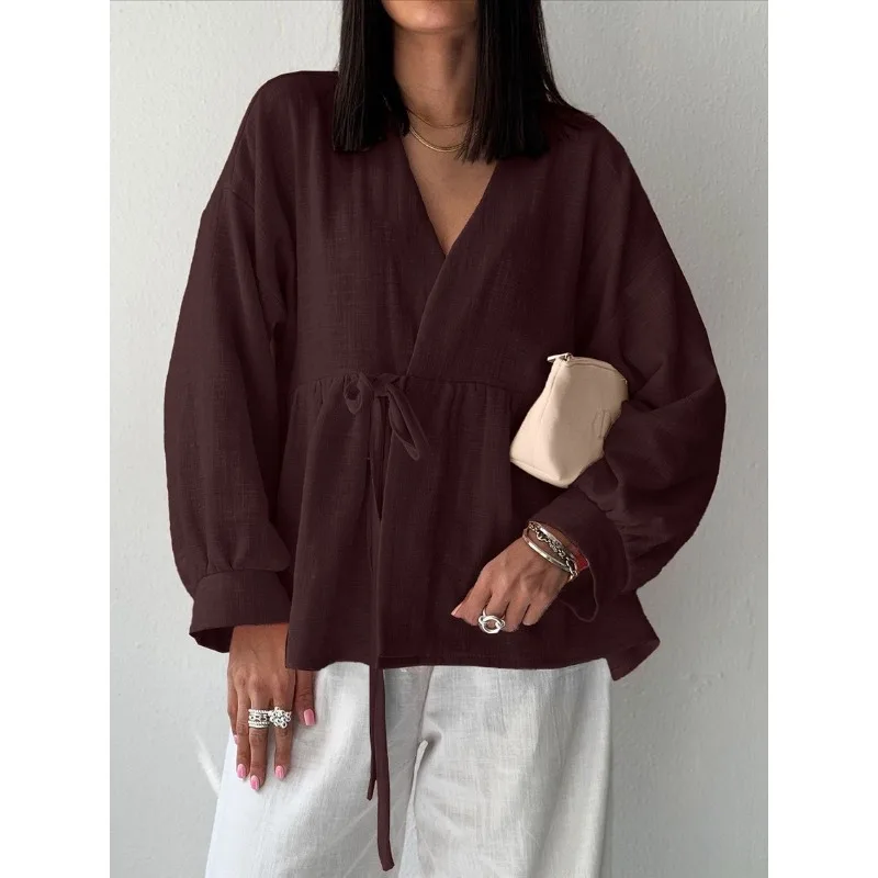 เสื้อเชิ้ตผ้าฝ้ายและผ้าลินินสีพื้นคอวีแฟชั่นยุโรปและอเมริกาสำหรับผู้หญิง สปริง/ออทั่ม 2025 ใหม่ สวมใส่สบาย นุ่ม