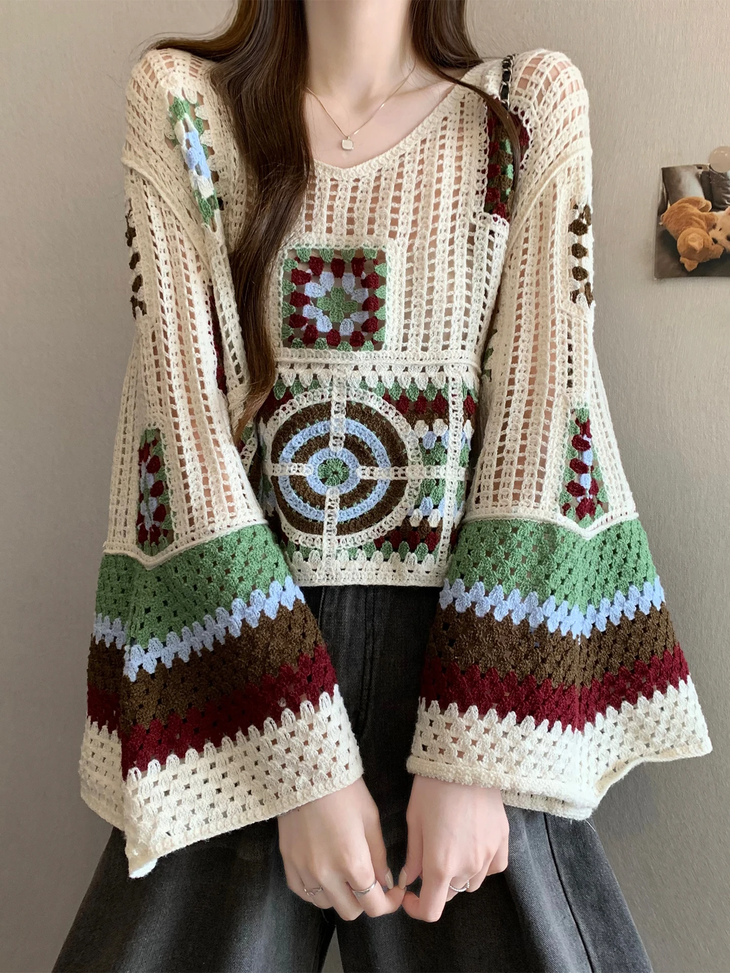Bohemian Knitted Loose Sleeveless Cover up Women's Summer Fashion Outerwear Breathable Air Conditioning Sun Protection Top