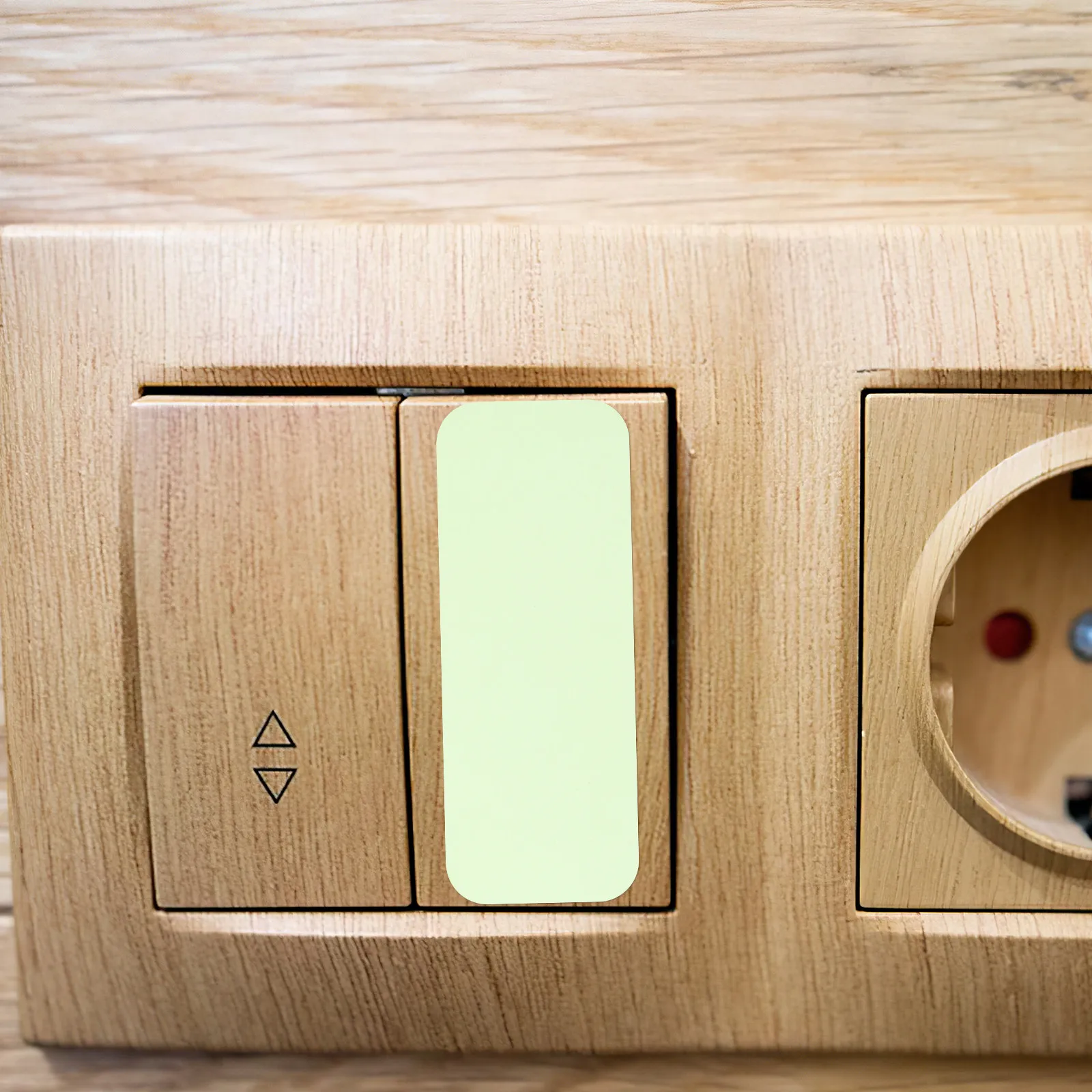 

Светящаяся в темноте наклейка (1 лист) для декора стен: для спальни, ванной, офиса, настенный декор