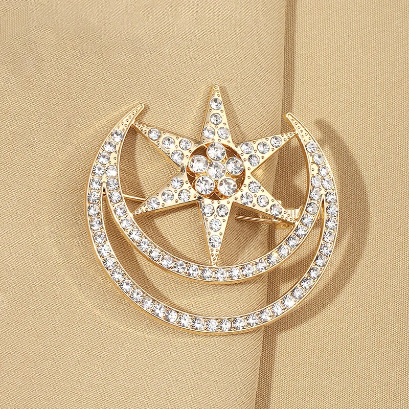 Fashion Ornate Golden Star Moon Sun Legend Rhinestone Brooches For Men Women Trendy Hollow Pins Jewelry Gifts Party Office Decor