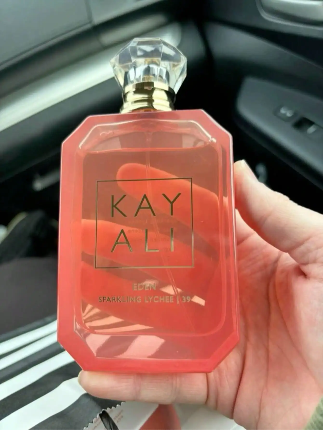 Kayalli Eden Sparkling Lychee 39 Eau De Parfum – Lychee fresco, notas florales brillantes – 100ml