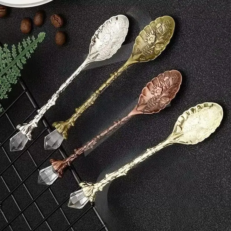 Retro Exquisite Crystal Head Dining Bar Spoon Royal Style Metal Carved Spoon Coffee Tea Spoon Dessert Scoop Kitchen Tableware