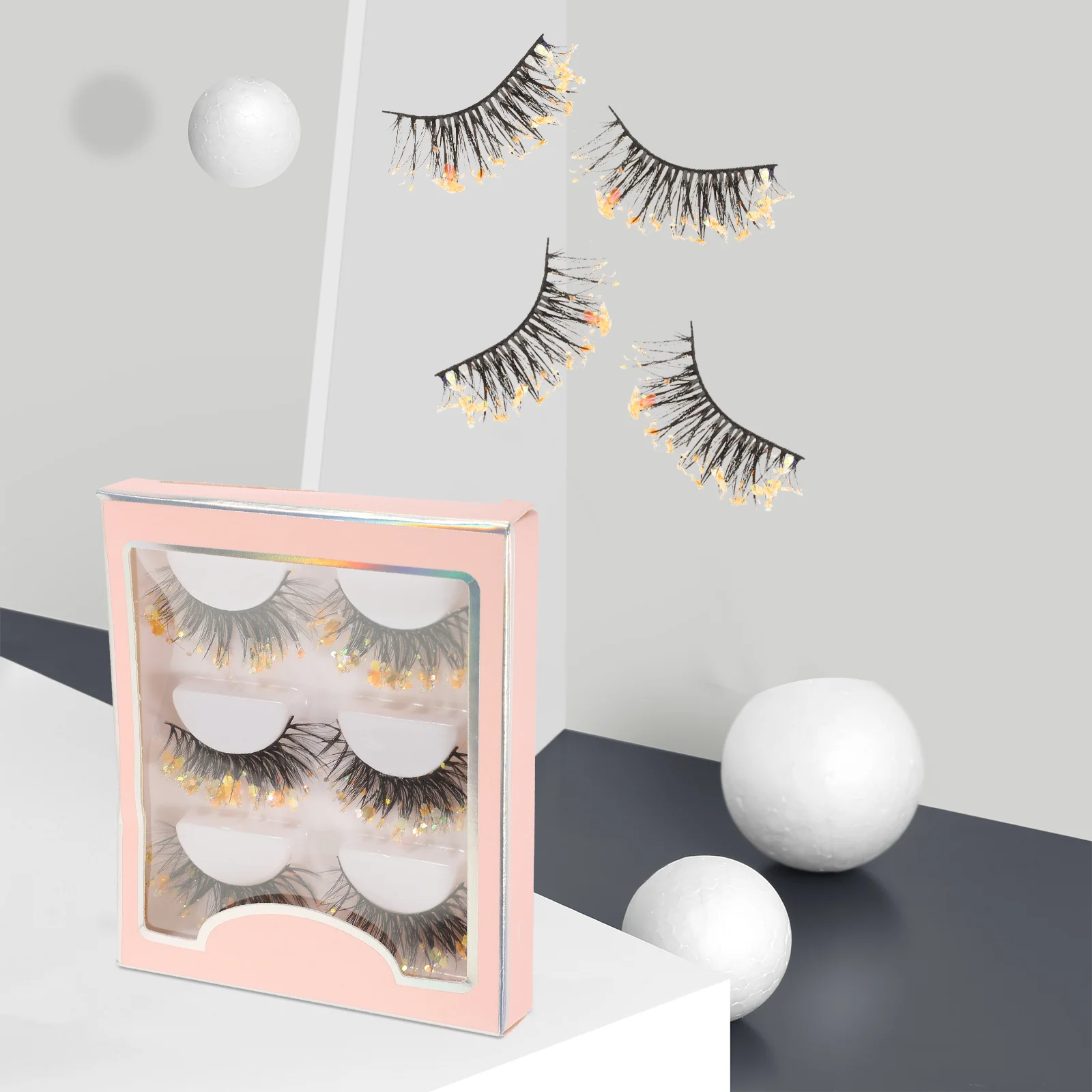 3 أزواج من الرموش الصناعية اللامعة اللامعة خفيفة الوزن ملحقات الرموش الصناعية للنساء ذات المظهر الطبيعي ملحقات المكياج تاريخ الليل