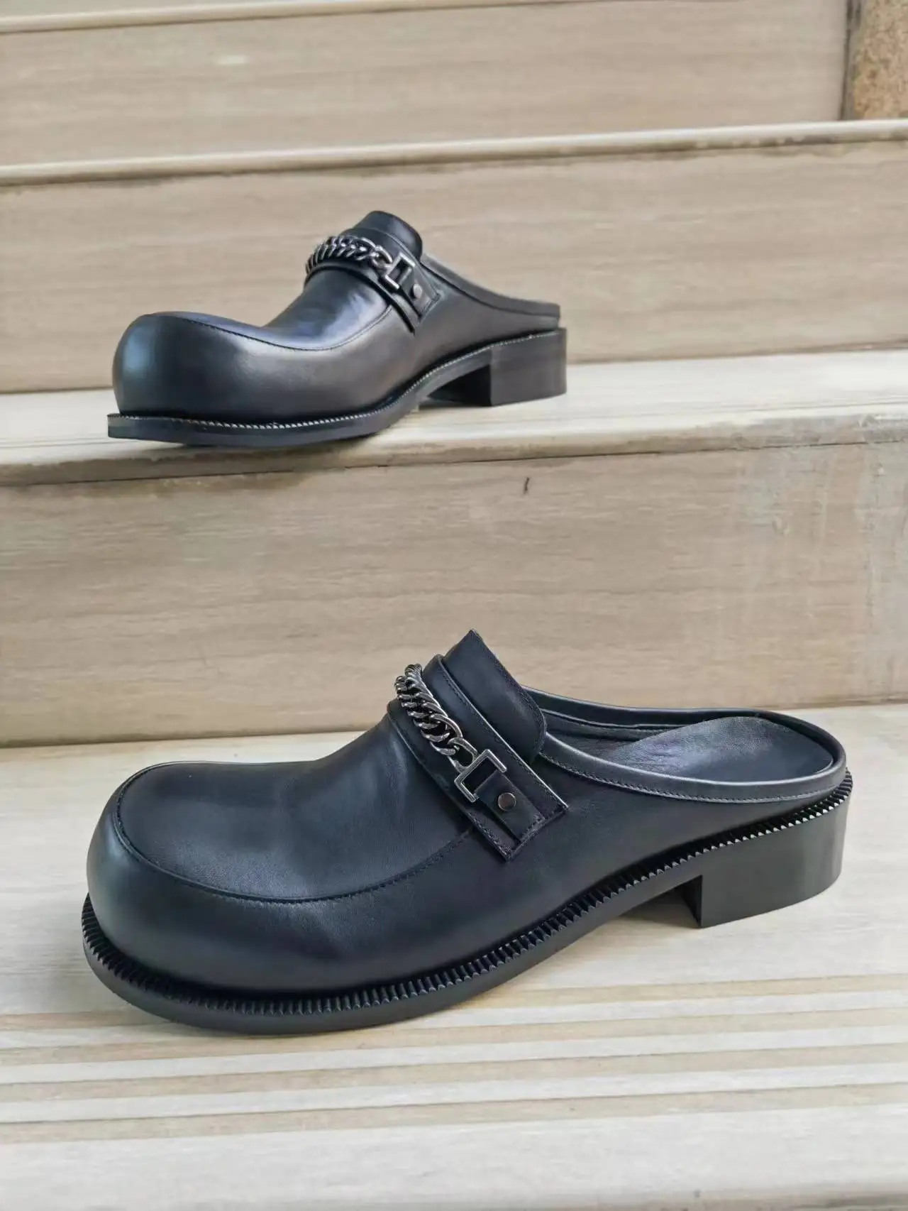 Round Toe Chunky Platform Men Shoes Metal Chain Green Half Slippers Retro Casual Flat Shoes Summer Slip-On Comfortable Loafers