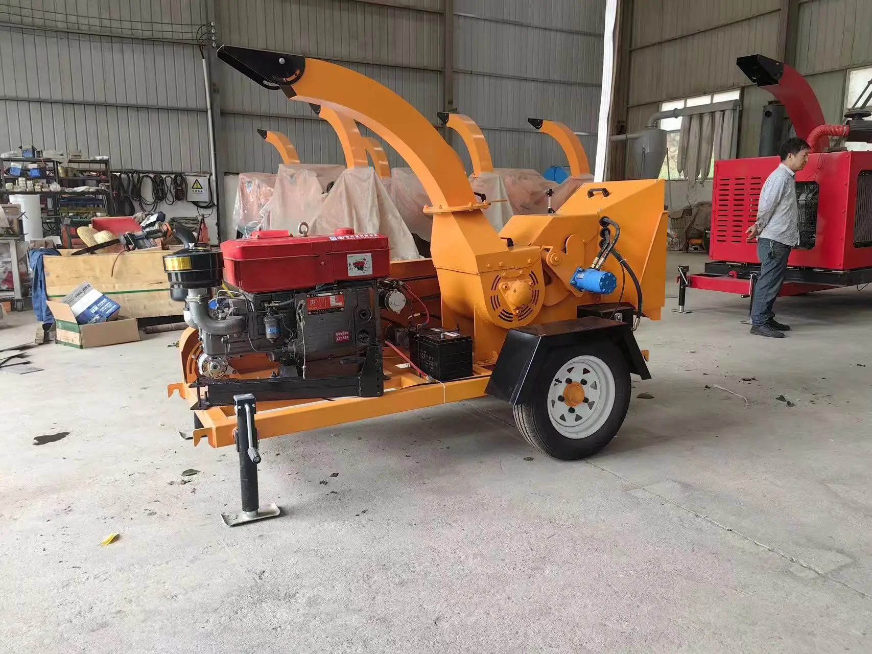 High-efficiency industrial wood crushers, branch crushers, tree processing machinery