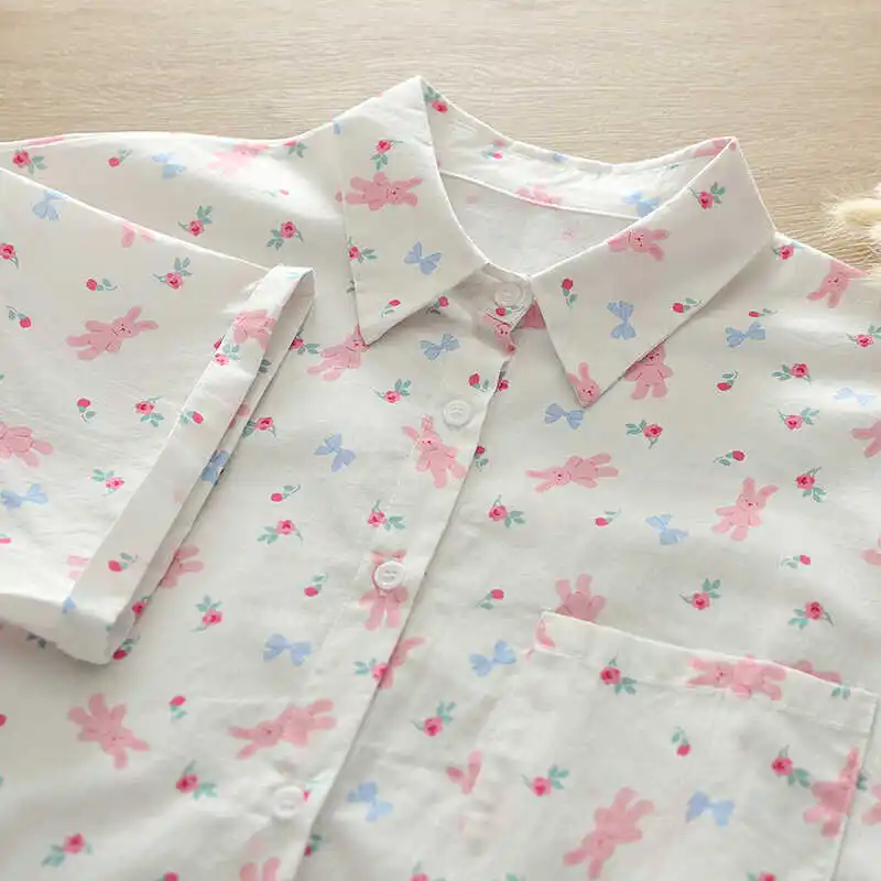 

Korean Fashion New Shirt for Women All-match Simple Style Floral Rabbit Printing Cotton Tops Summer Loose Blouse S157