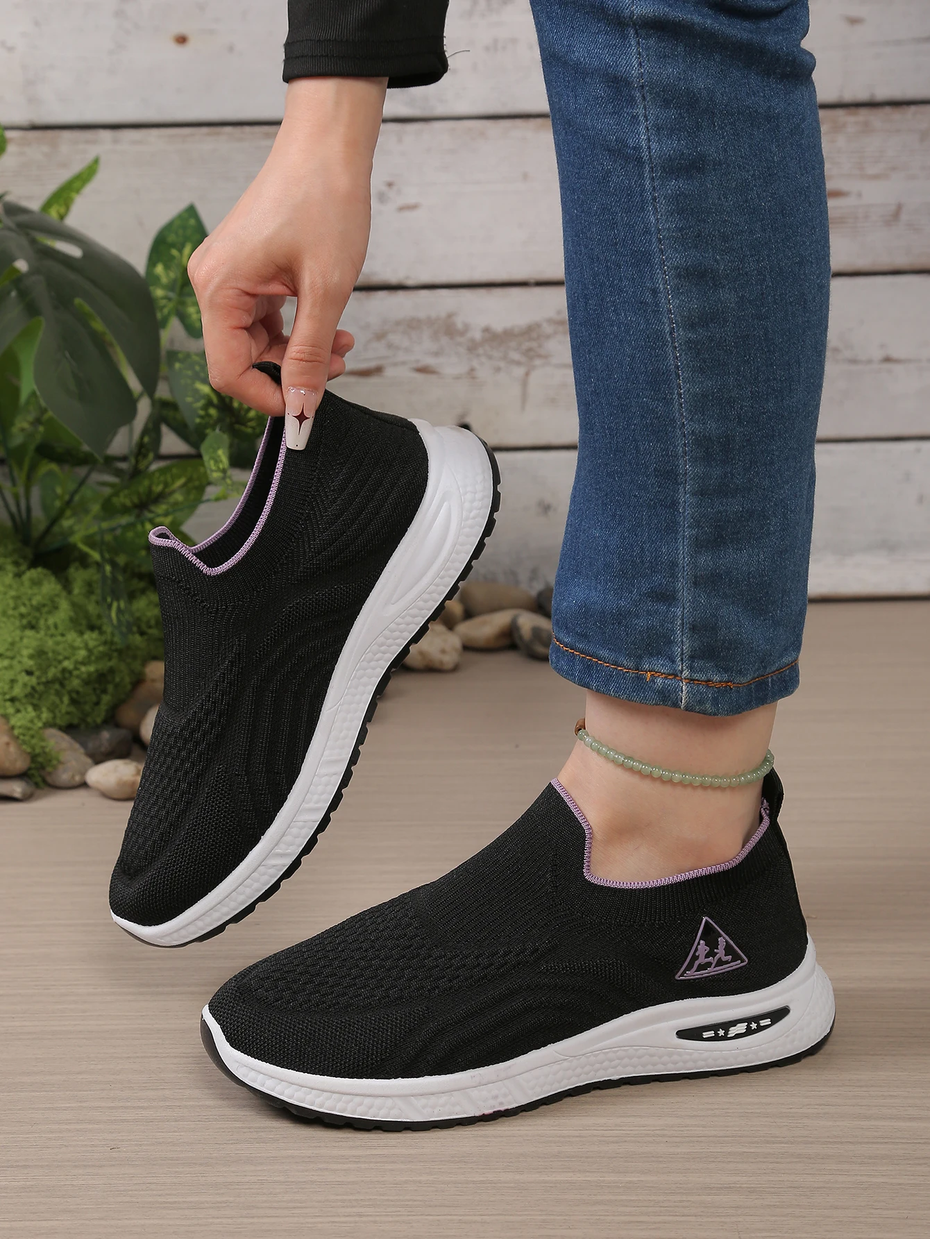Atmungsaktive Slip-On Sneakers für Damen, Bequeme Rutschfeste Gehschuhe für Senioren, Lässige Sportschuhe – Detail 3