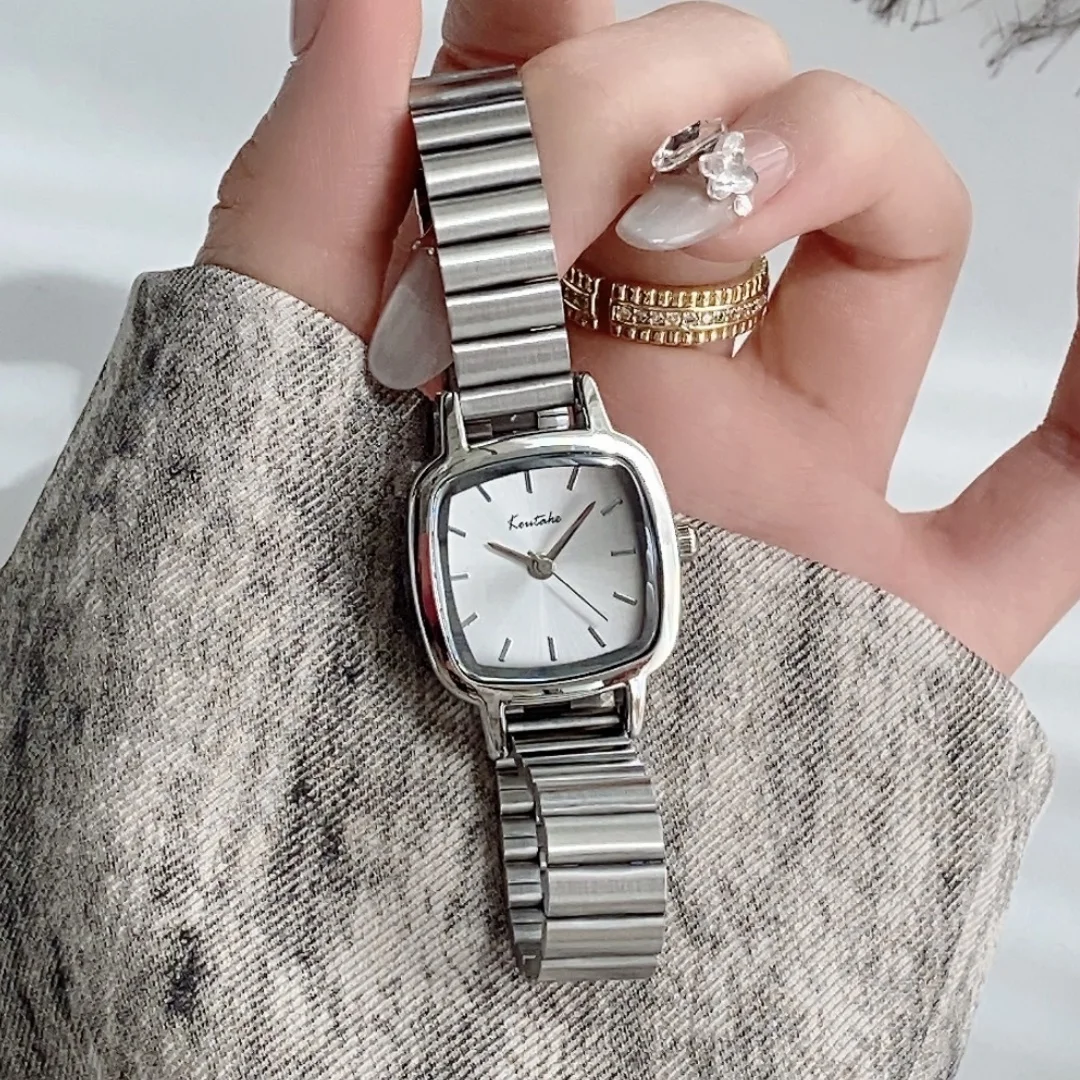 ساعات نسائية مربعة كاجوال للسيدات كوارتز ساعة يد فضية سوار من الفولاذ المقاوم للصدأ ساعة نسائية Relogio Feminino