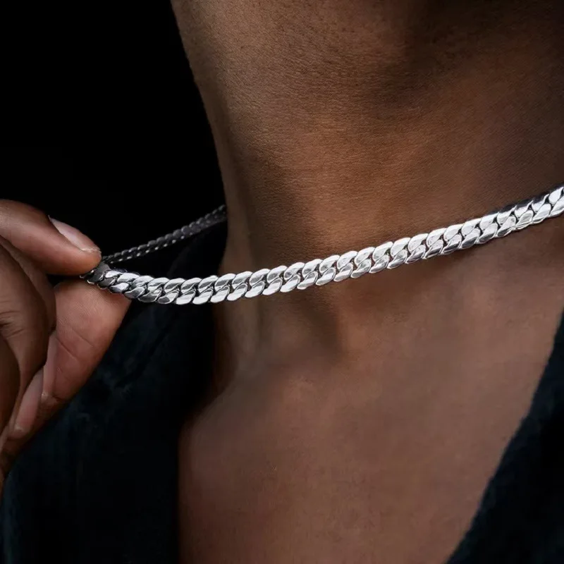 B&C Cuban Link Necklace for Men Hypoallergenic Titanium Steel Unisex Locket Chain Trendy Hip Hop Jewelry No Fade Minimalist view 4