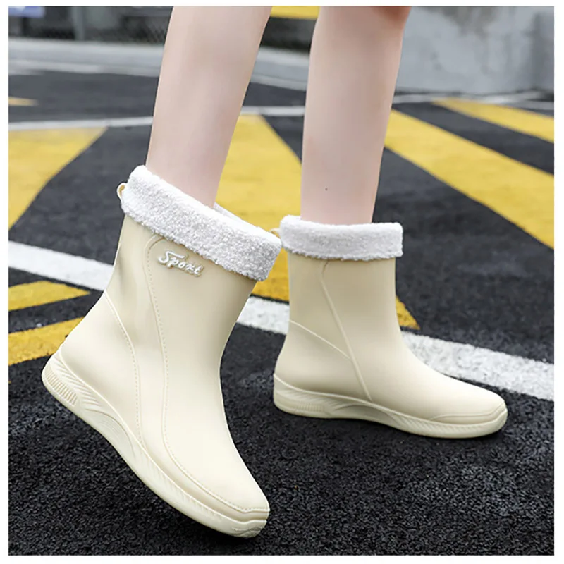 Medium length fashionable plush warm rain shoes, waterproof and anti slip rain shoes, plush warm and waterproof shoes