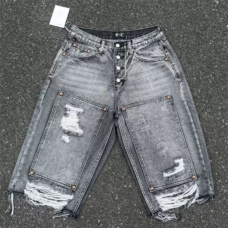 

Thug Club Hole Damaged Short Jeans Back Pockets Embroidery Star Moon Shortpant Men Women Black Blue Washed Casual Denim Pants