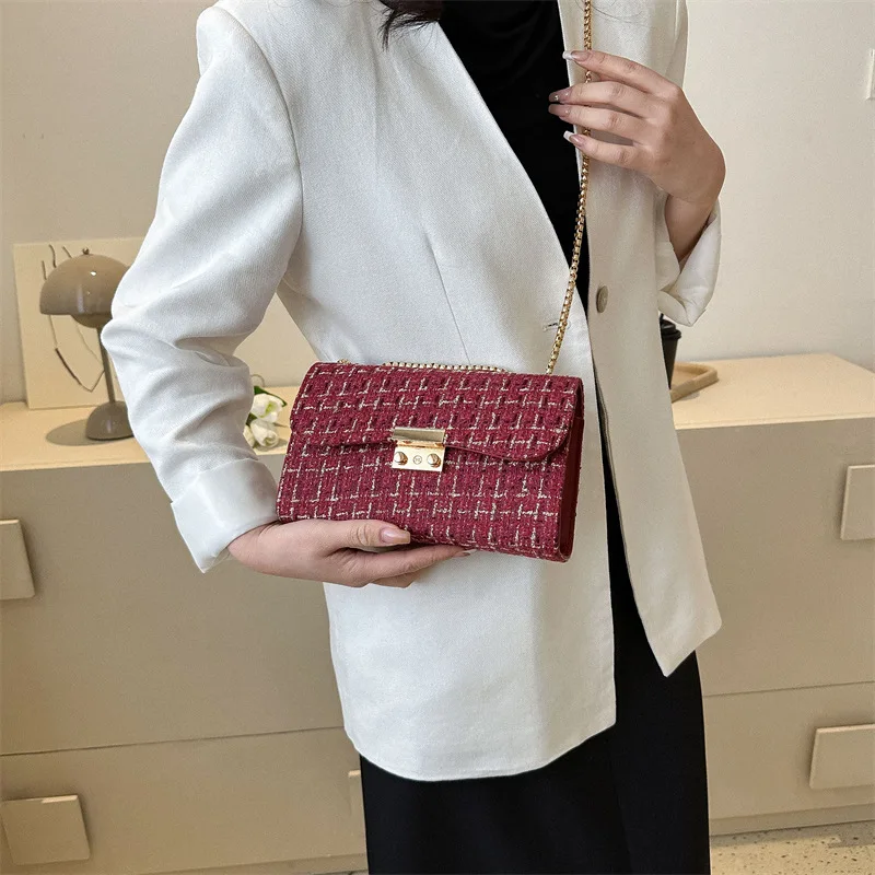 New Fashion Luxury Plaid Women Bag Chic Chain Strap Crossbody Underarm Shoulder Bags Small Messenger Bag Party Handbag Purse