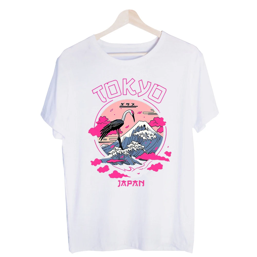 Men's Crane and Mountain Graphic Tee, Short Sleeve Crew Neck T-Shirt for Casual Summer Outfits