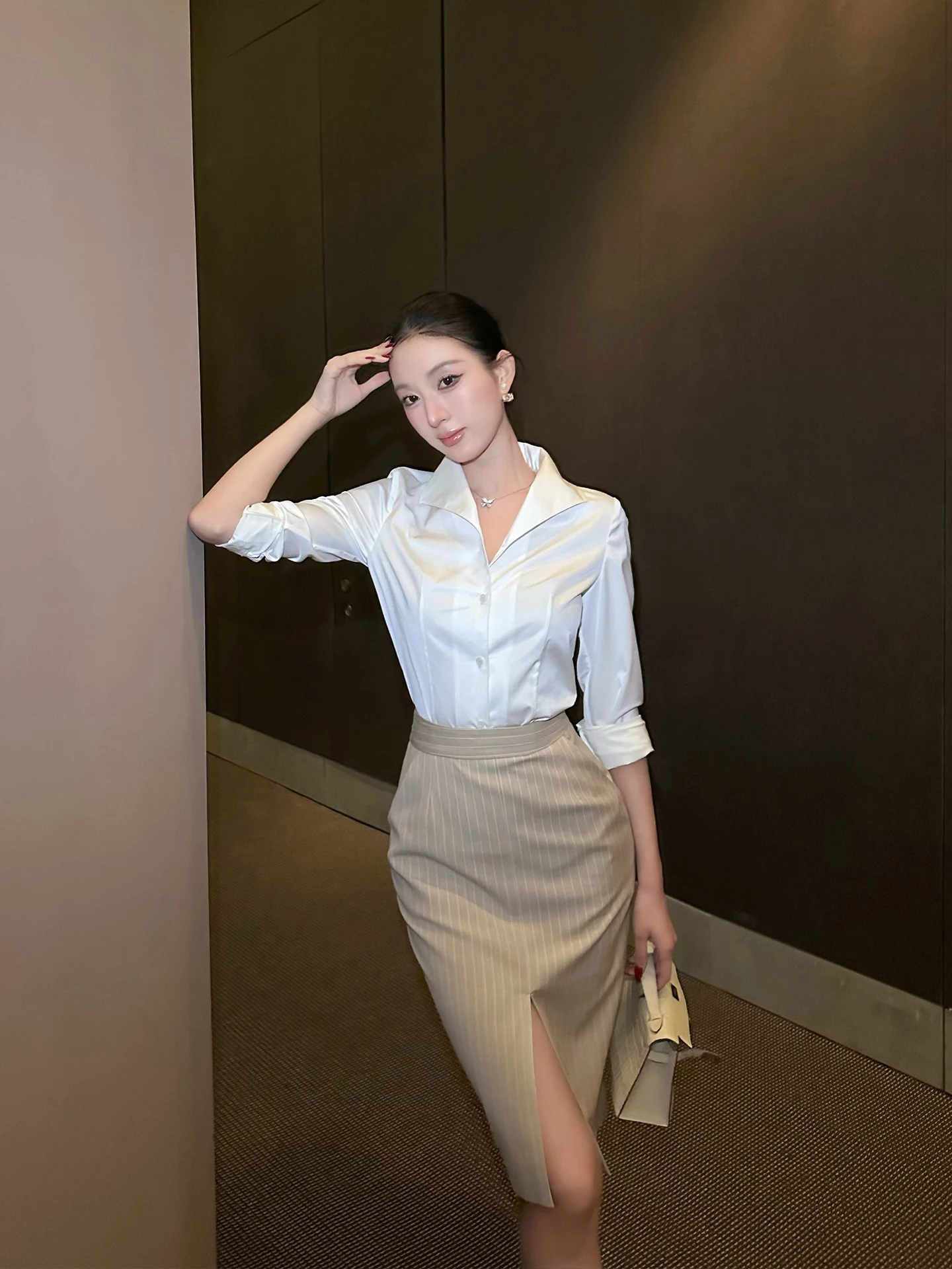 

Женская приталенная блузка Ele White с длинным рукавом и воротником, высококачественная, универсальная, модная, повседневная, из смесового полиэстера