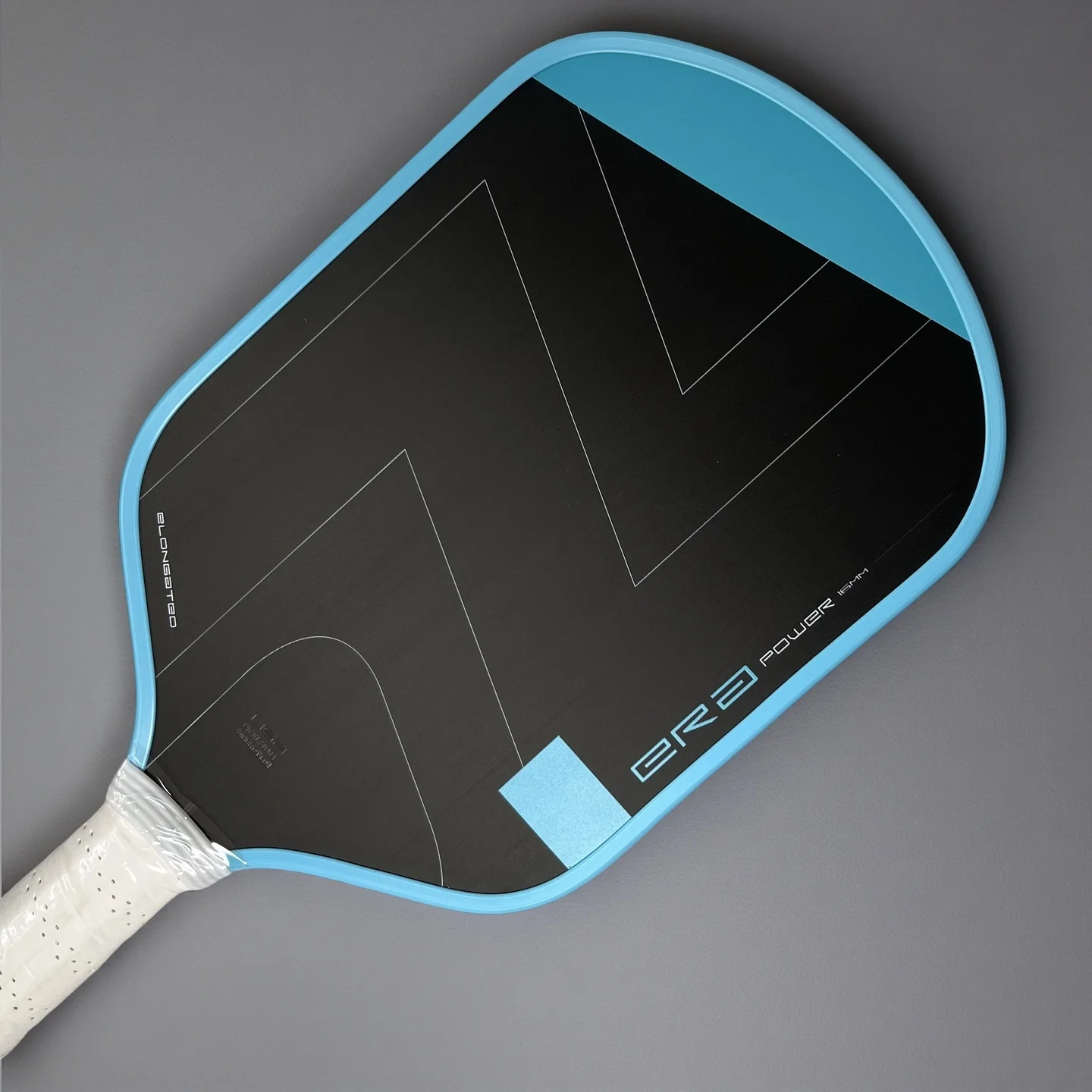 era-power-structure-t700-low-density-eva-foam-pp-honeycomb-core-slender-shape-pickleball-paddle-original-carbon-fiber