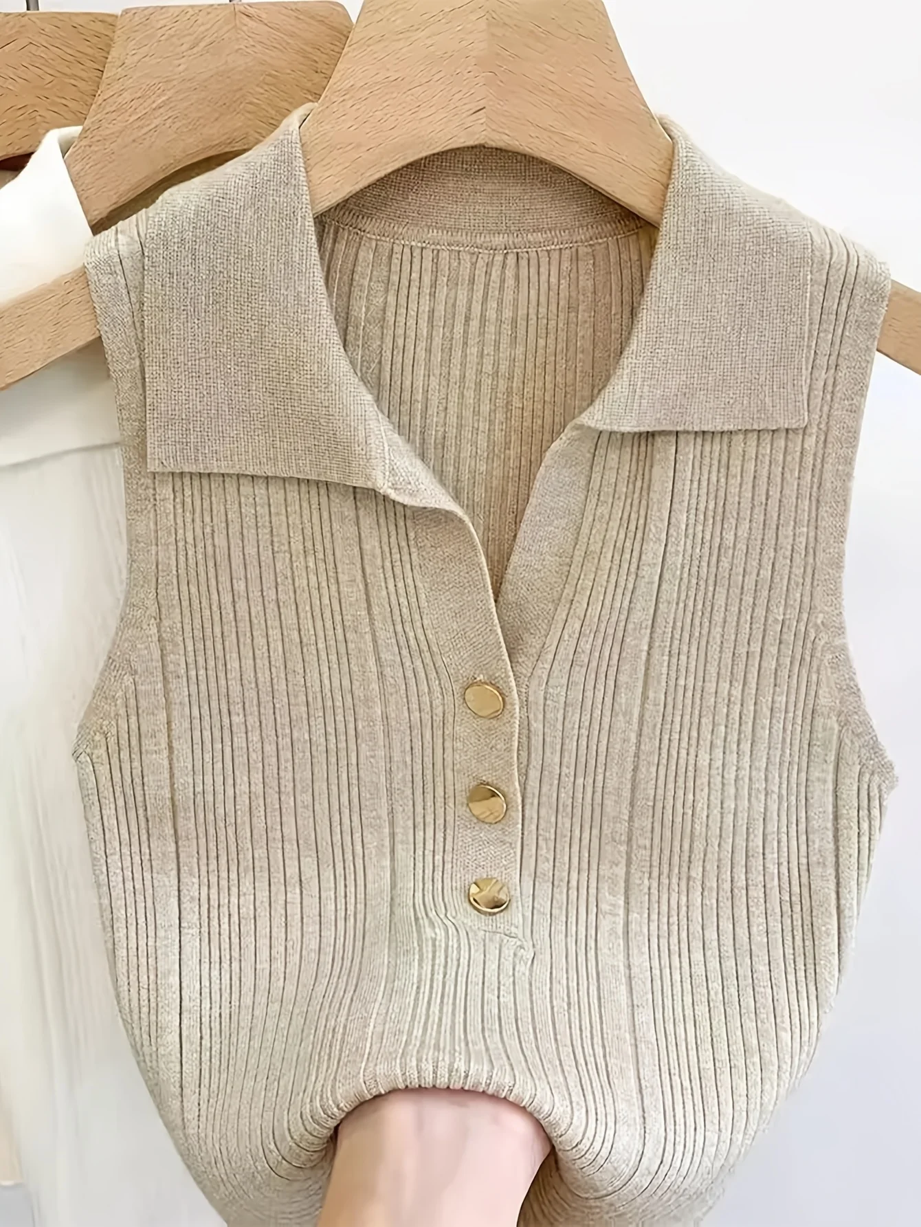 Spring Summer New Solid Strechy Top Women's Clothing Simple Button-Down Polo Collar Knitted Vest Cropped Crop Top Outfits