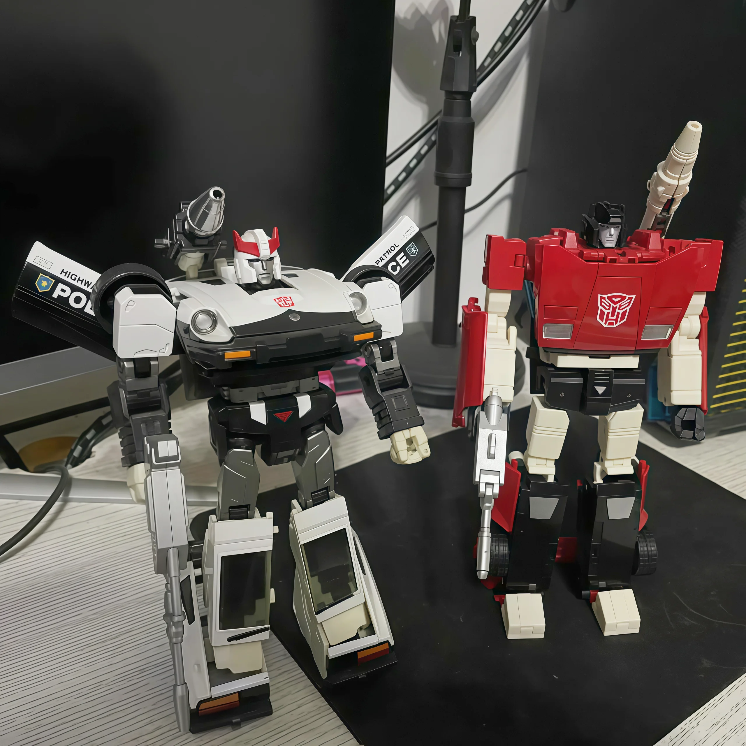 Badcube Bc Ots-14/15 canon horizontal alarme rouge jouet Transformable Mp poupée mobile proportionnelle pour la collecte de cadeaux de vacances