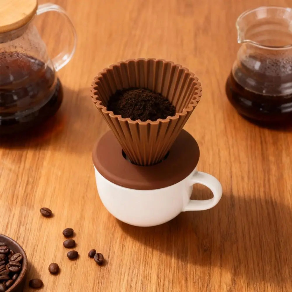 Silicone Material Pour Over Coffee Dripper Detachable Design Brown Color Coffee Filter Holder Internal Texture