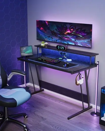 VASAGLE desk, gaming table with built-in sockets bar