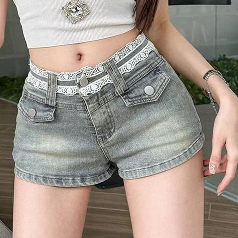 

Сексуальные кружевные джинсовые шорты с низкой талией, женские стильные джинсовые шорты с карманами и пуговицами Y2k, узкие шорты для девочек