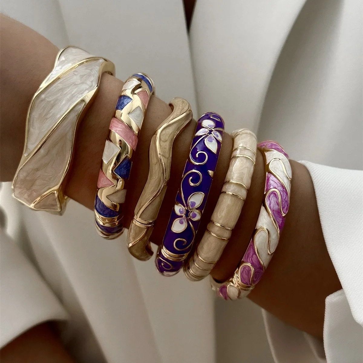 KMVEXO Vintage Purple Floral Enamel Cuff Bangles for Women Elegant Stacking Irregular Geometry Bracelets Trendsetters Jewelry